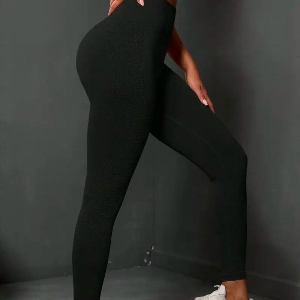 Women's Black High-Waisted Leggings
